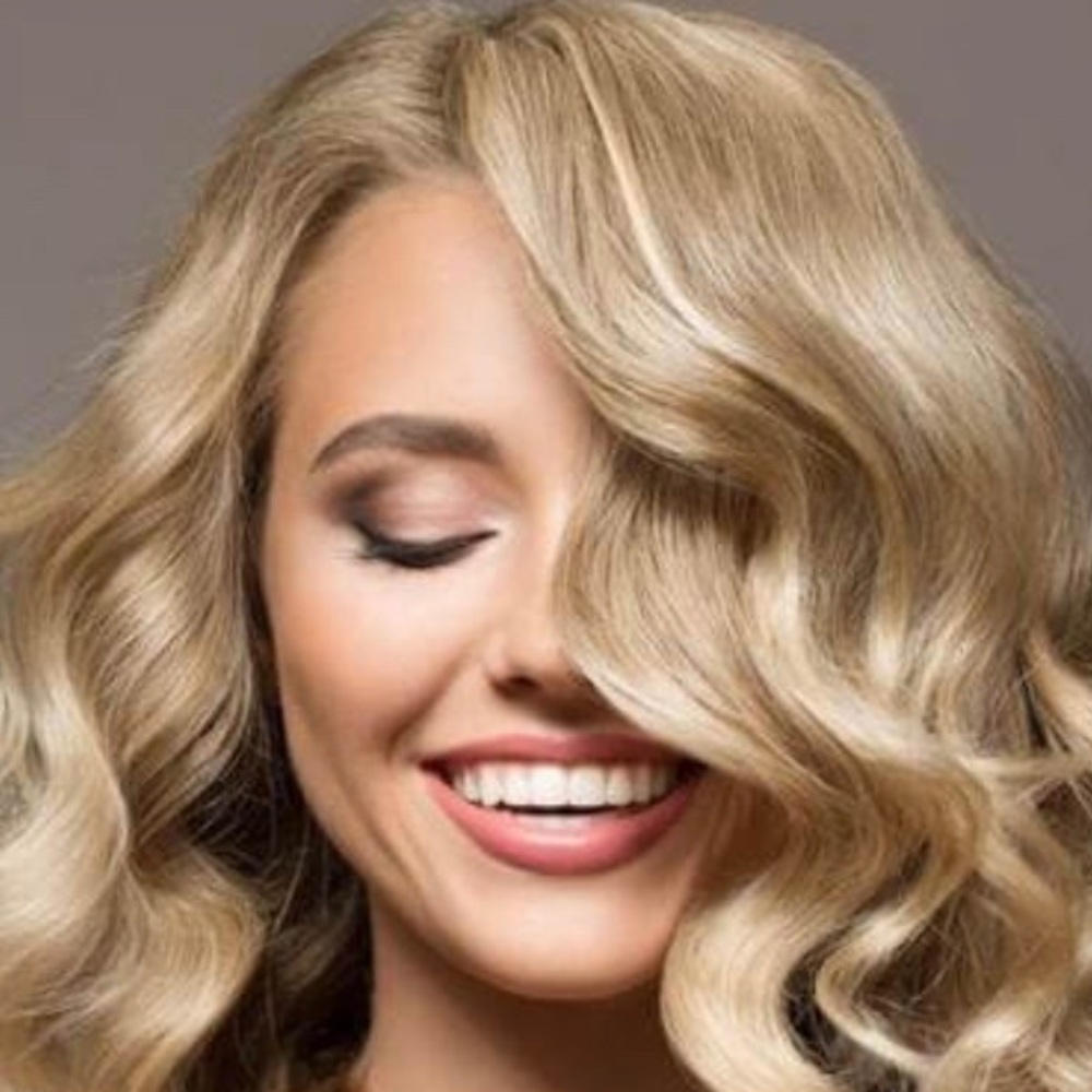 Meet your Posher, Tia